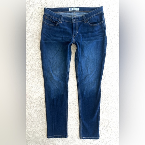 Levi’s Womens Jeans size 17 Bold Curve Low Rise Skinny Vintage Dark Blue stretch - Picture 7 of 7